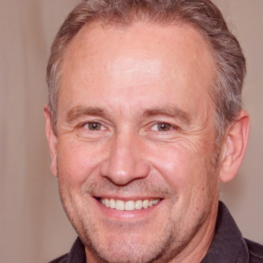 Porträt von Lukas Bergmann